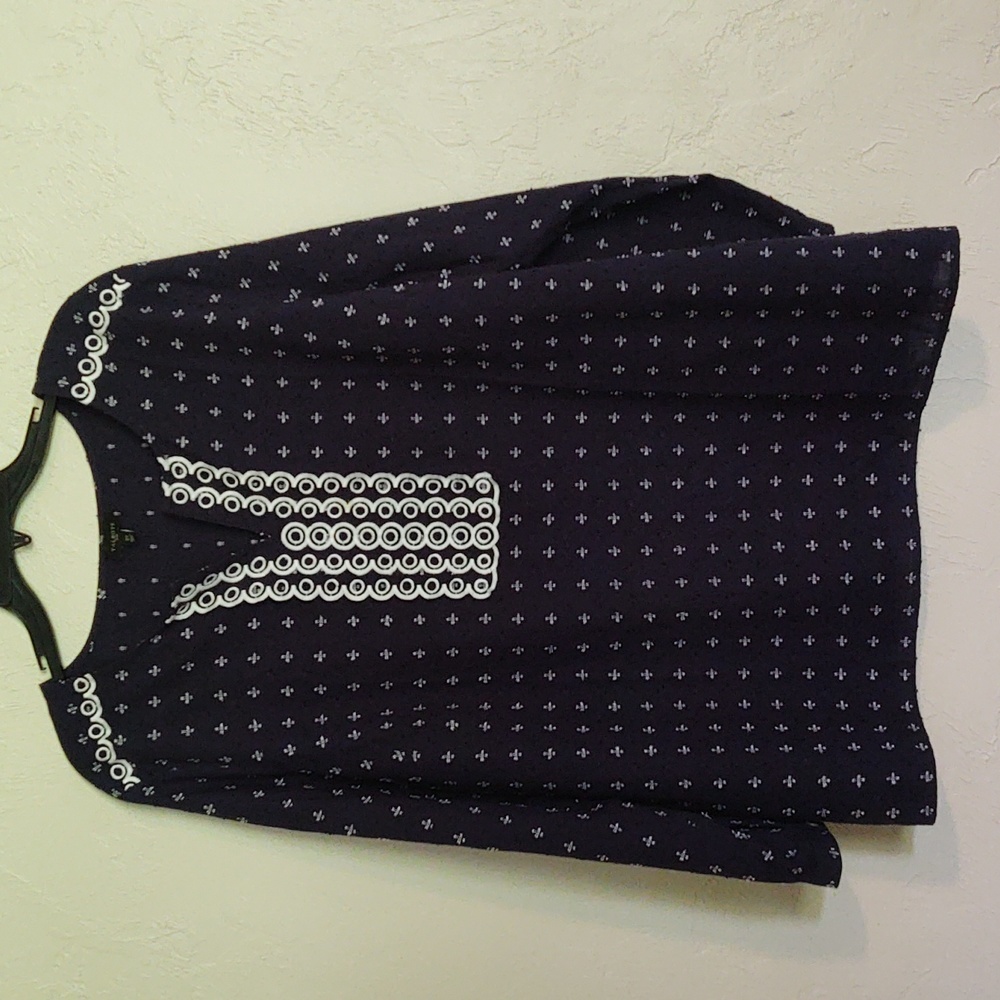 Beautiful Talbots Lightweight Top